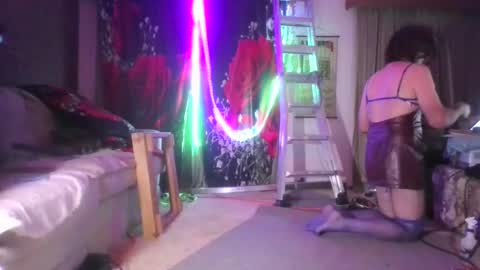 We Chat online show from May 2026 11:38:01 AM