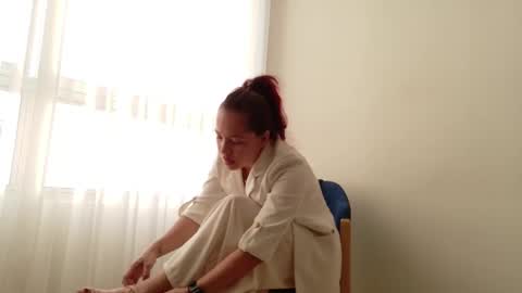 Regina Phalange online show from September 2025 10:10:01 PM