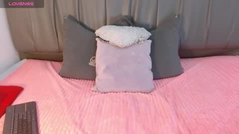 Cherlyn online show from January 2025 03:43:01 PM