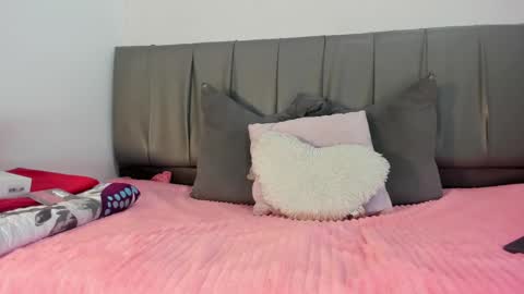 Cherlyn online show from February 2025 01:43:02 PM