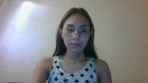 chelly4u69 online show from February 2025 03:35:01 AM