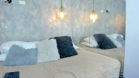 Snapshot of chenova_angels chatting on May 2026 01:54:02 PM CHENOVA online show from May 2026 01:54:02 PM