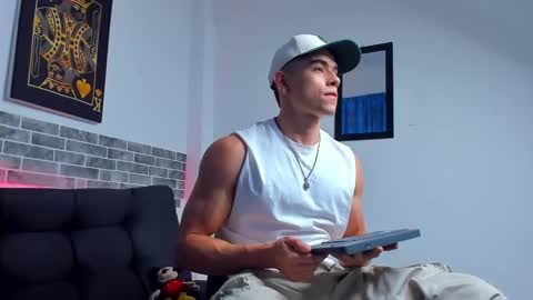 Snapshot of chepe_fit chatting on February 2025 04:31:01 AM chepe vause online show from February 2025 04:31:01 AM