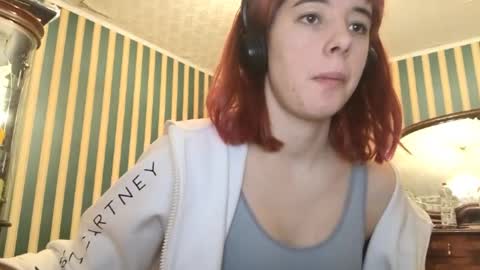 Snapshot of cherisegatchel chatting on February 2026 05:33:01 PM Emely online show from February 2026 05:33:01 PM