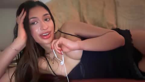 cherliecarmen online show from September 2025 04:05:02 AM