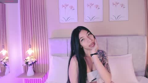 Snapshot of cherlyn_1 chatting on May 2026 02:45:01 PM cherlyn_1 online show from May 2026 02:45:01 PM