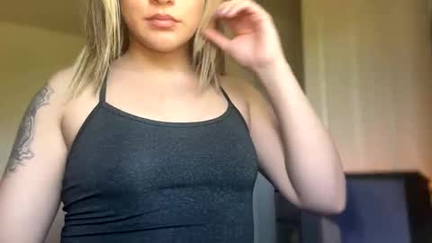 Snapshot of cherrieamaretto chatting on January 2026 10:36:01 PM cherrieamaretto online show from January 2026 10:36:01 PM