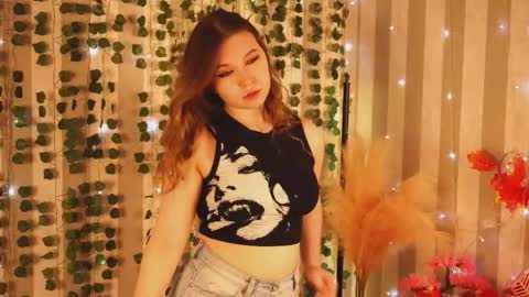 Snapshot of cherry_cheeky_juice chatting on November 2025 06:30:01 PM Di online show from November 2025 06:30:01 PM