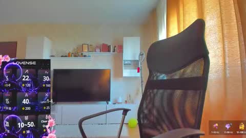 mayra online show from September 2025 08:27:02 AM