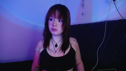 cherry_scarlett_ online show from July 2026 04:06:02 AM