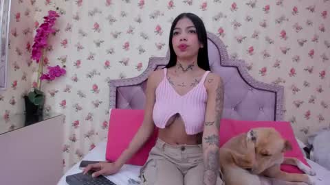 Snapshot of cherry_sussan chatting on January 2025 05:30:01 AM Sussan Cherry online show from January 2025 05:30:01 AM