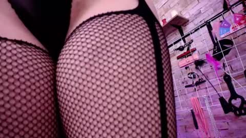     online show from February 2026 12:06:02 PM