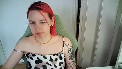 Snapshot of cherrybaby_0 chatting on July 2026 07:39:02 AM cherrybaby_0 online show from July 2026 07:39:02 AM