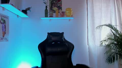 Cherry Lady online show from July 2026 08:05:01 PM