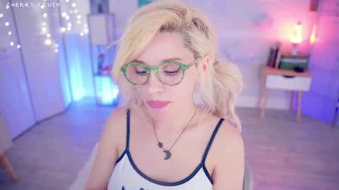 Snapshot of cherrycrush chatting on June 2026 05:02:02 PM Cherry Crush online show from June 2026 05:02:02 PM