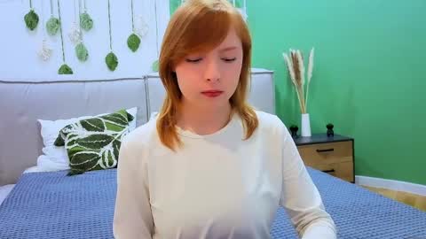cherrycrushlove online show from March 2026 05:52:01 AM