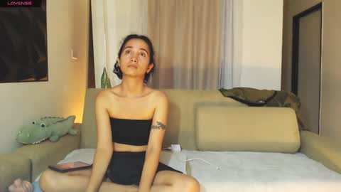 Snapshot of cherryl_b chatting on December 2024 03:26:01 AM Cereza online show from December 2024 03:26:01 AM