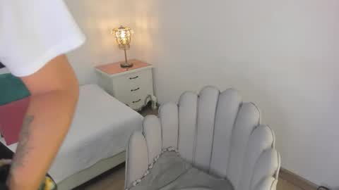 Cherry online show from October 2025 01:01:01 PM