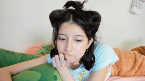 Snapshot of cherrymafer666 chatting on December 2024 04:32:01 AM cherrycute666 online show from December 2024 04:32:01 AM