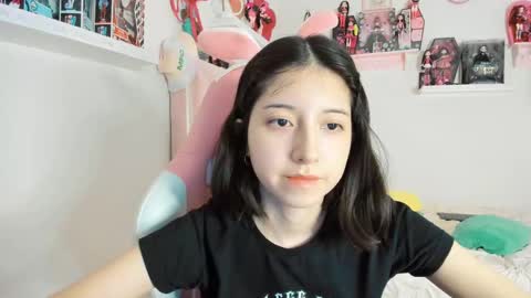 Snapshot of cherrymafer666 chatting on February 2025 01:45:02 AM cherrycute666 online show from February 2025 01:45:02 AM