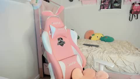 Snapshot of cherrymafer666 chatting on February 2025 04:20:01 AM cherrycute666 online show from February 2025 04:20:01 AM