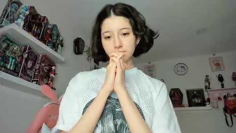 Snapshot of cherrymafer666 chatting on September 2025 04:34:02 AM cherrycute666 online show from September 2025 04:34:02 AM