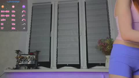 Lysia online show from February 2026 02:12:02 PM