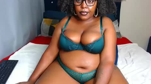 Snapshot of cherryyummy69 chatting on January 2025 01:11:01 PM cherryyummy69 online show from January 2025 01:11:01 PM