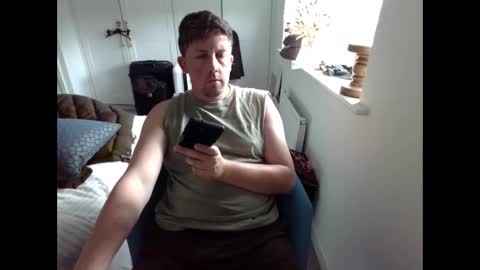 Snapshot of cheshireguy32 chatting on June 2026 08:27:02 AM cheshireguy32 online show from June 2026 08:27:02 AM