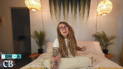 Chevi Blue online show from January 2025 02:50:02 PM