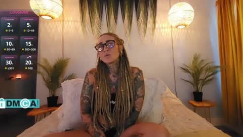 Chevi Blue online show from September 2025 04:30:01 PM