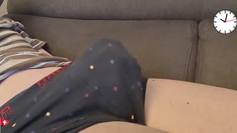 Grey online show from September 2025 08:01:01 PM