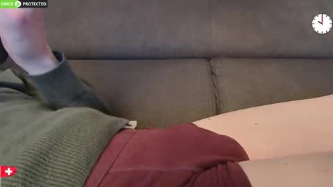 Snapshot of chezmonsieur_g chatting on February 2026 08:59:02 PM Grey online show from February 2026 08:59:02 PM