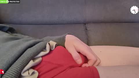 Snapshot of chezmonsieur_g chatting on February 2026 07:21:02 PM Grey online show from February 2026 07:21:02 PM