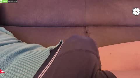 Snapshot of chezmonsieur_g chatting on March 2026 07:20:02 PM Grey online show from March 2026 07:20:02 PM