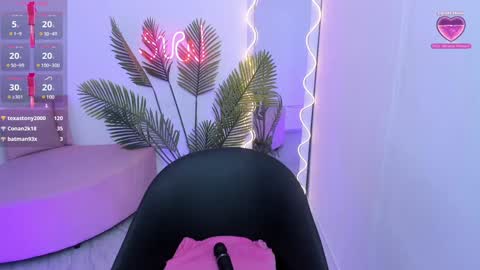 Snapshot of chiara_tay chatting on January 2025 01:16:01 AM Chiara online show from January 2025 01:16:01 AM