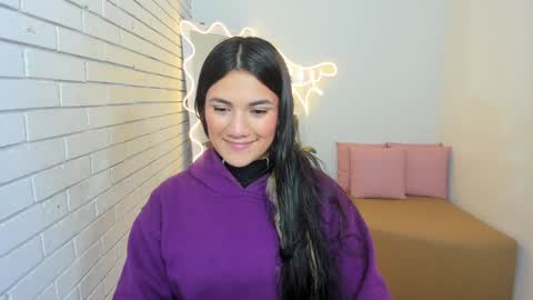 Snapshot of chiara_tay chatting on February 2025 03:08:02 AM Chiara online show from February 2025 03:08:02 AM