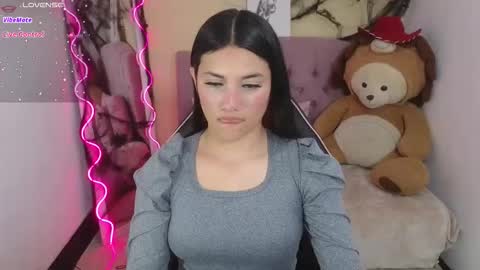 Snapshot of chiara_tay chatting on October 2025 03:06:02 AM Chiara online show from October 2025 03:06:02 AM