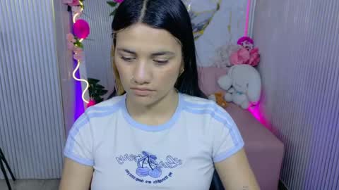 Snapshot of chiara_tay chatting on June 2026 07:26:02 PM Chiara online show from June 2026 07:26:02 PM