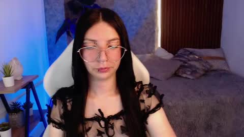 Snapshot of chiaraa_fiore chatting on March 2025 07:59:02 PM Chiara online show from March 2025 07:59:02 PM
