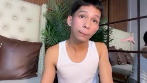 Snapshot of chick_renz chatting on June 2026 02:19:01 PM chick_renz online show from June 2026 02:19:01 PM