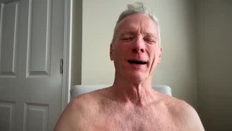 Snapshot of chill_with_john chatting on October 2025 06:42:01 PM John online show from October 2025 06:42:01 PM