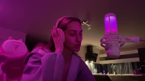 Goddess Vika - owner of all ur money online show from January 2025 08:37:02 PM