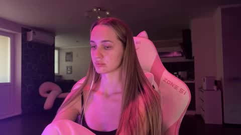 Goddess Vika - owner of all ur money online show from September 2025 03:12:01 PM