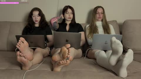 Snapshot of chillgoddess chatting on May 2026 07:53:01 PM Goddess Vika - owner of all ur money online show from May 2026 07:53:01 PM