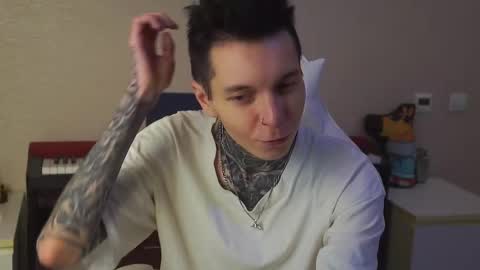 Snapshot of chillguy2k chatting on January 2025 08:40:02 PM Rick online show from January 2025 08:40:02 PM