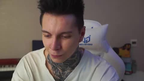 Snapshot of chillguy2k chatting on January 2025 11:44:02 PM Rick online show from January 2025 11:44:02 PM