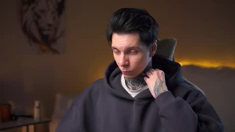 Snapshot of chillguy2k chatting on October 2025 11:02:01 PM Rick online show from October 2025 11:02:01 PM