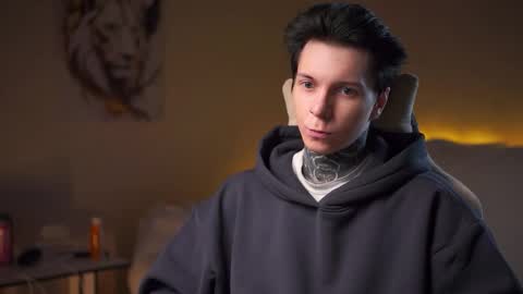 Snapshot of chillguy2k chatting on October 2025 02:22:02 AM Rick online show from October 2025 02:22:02 AM