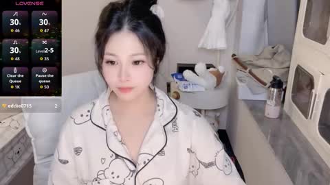 chillybb114 online show from March 2026 06:00:01 PM